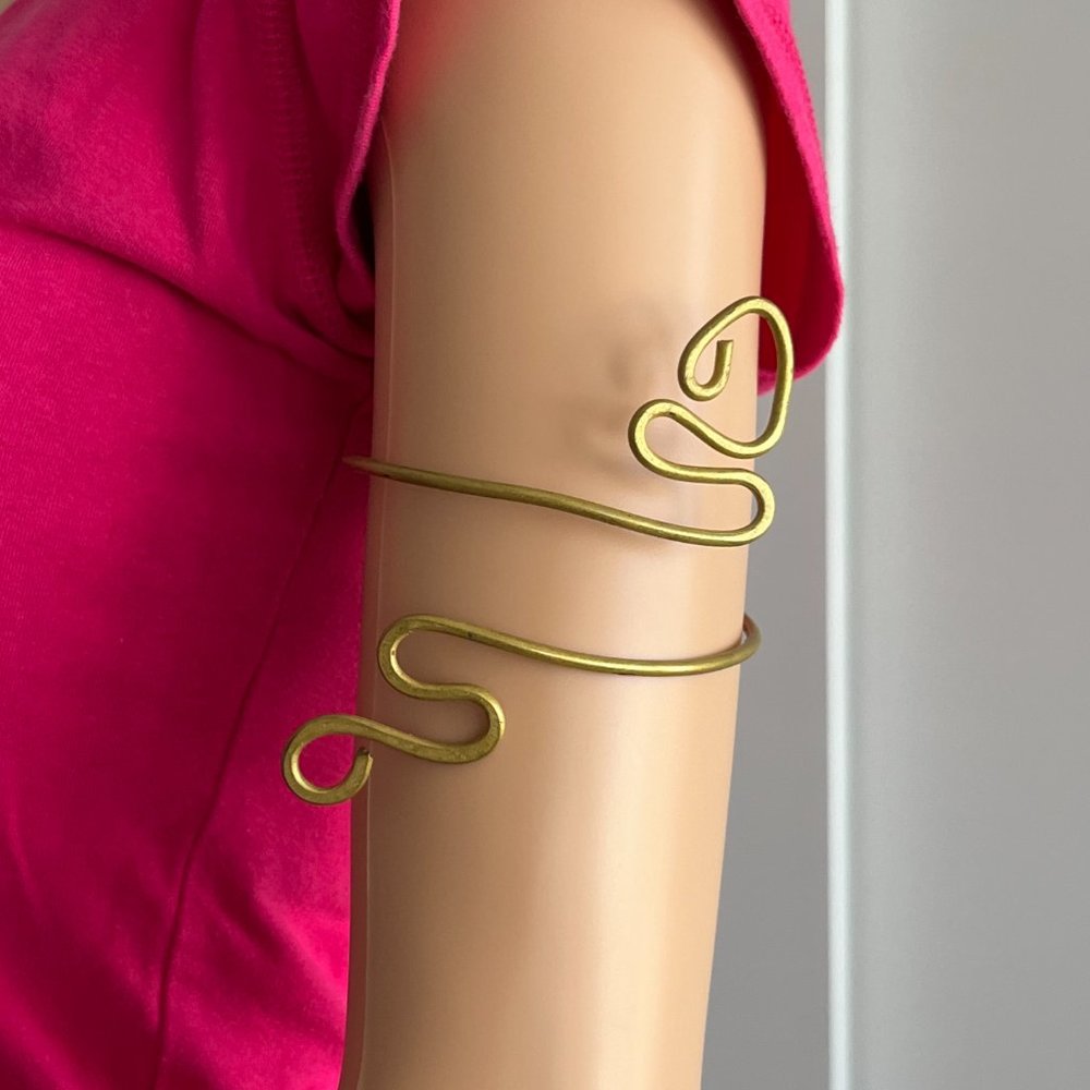 Arm - Picture 6 of 11